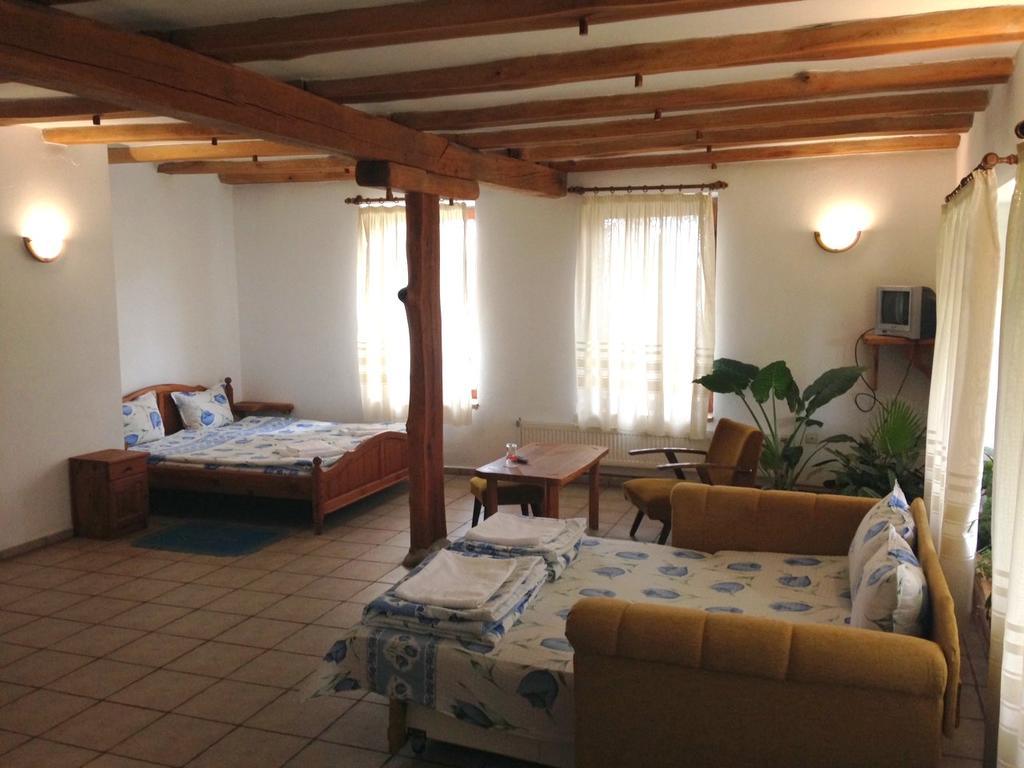 Hotel Pri Chakara Arbanasi Ngoại thất bức ảnh